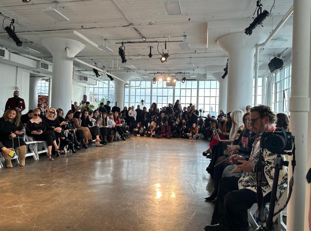 President di FDLA ta bishita Aruba Fashion Week buscando talento local