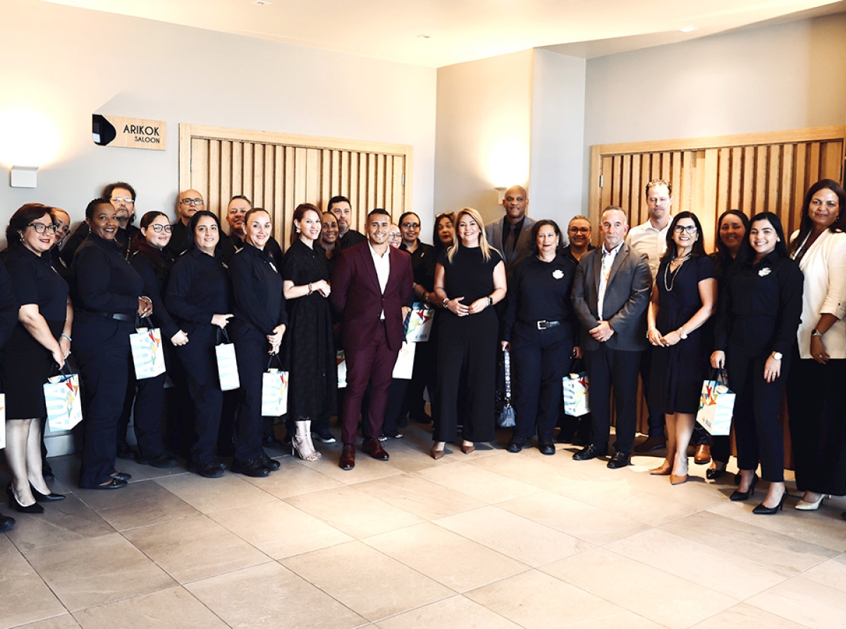 Ministro ta bisa cu Aruba ta prepara pa maneha e miho ‘high season’ den historia