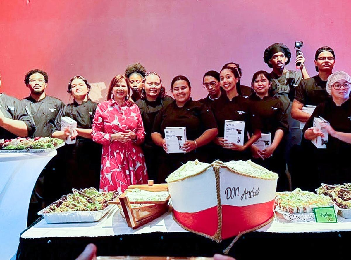 Exitoso cena di examen culinario na Colegio EPI