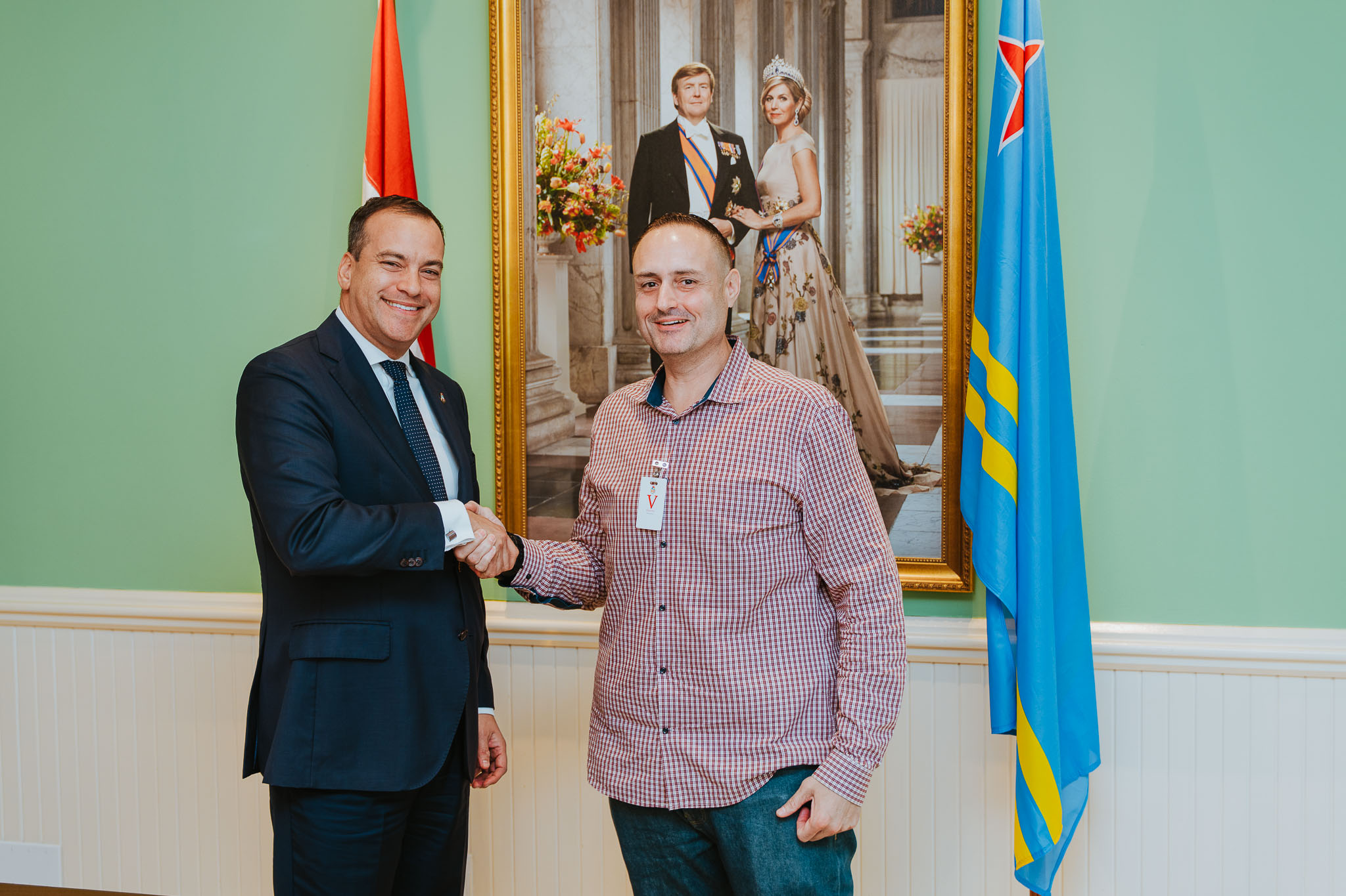 Gobierno di Aruba ta honra e liderazgo y entrega di Herrick Henriquez como presidente di ATIA