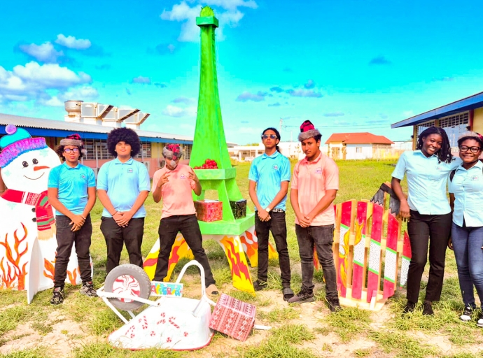 Docentenan a yuda trece ambiente di Pasco na EPB Oranjestad