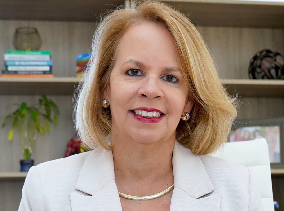 Parlamentario Evelyn Wever-Croes a entrega keho contra menasa di morto ricibi