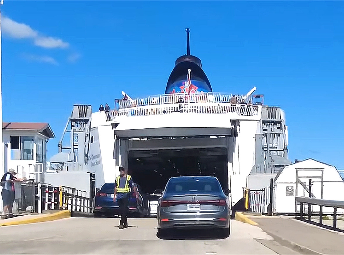 Curaçao y Aruba ta duna comienzo pa desaroyo di un conexion cu ferry