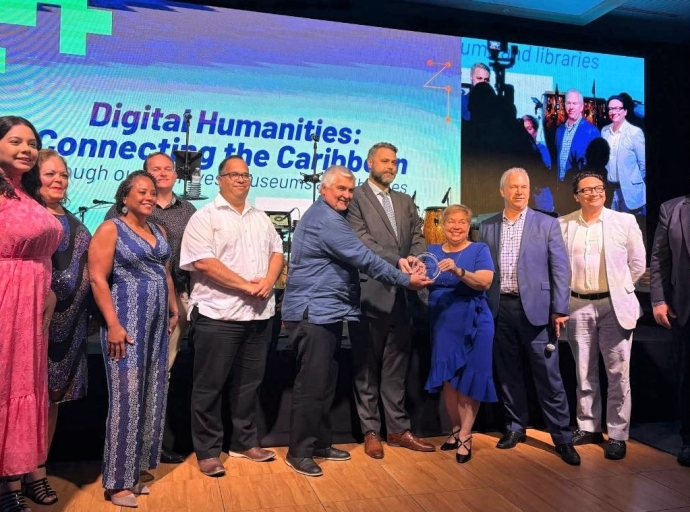 Biblioteca Nacional a duna pasonan importante den innovacion y transformacion den 2025