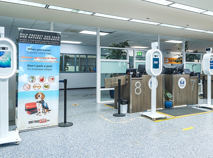 Aeropuerto di Aruba hunto cu Inmigracion Mericano y iProov ta bin cu proceso EPP