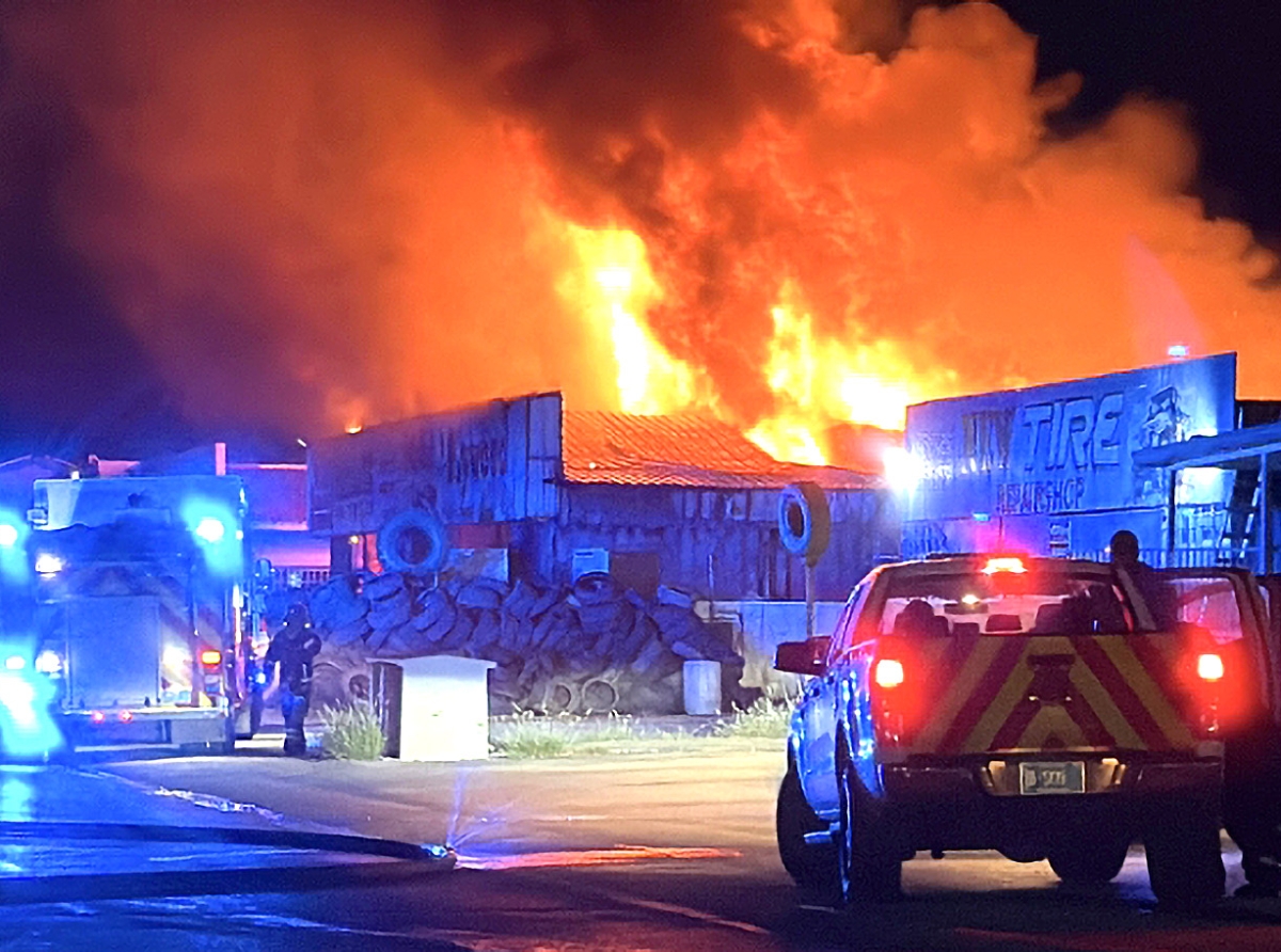 Bonita Upholstery and Mattress den Caya Betico Croes a kima completamente