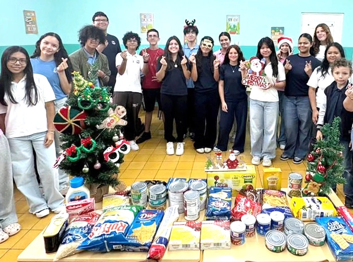 Hopi reaccion pa Food Drive organiza pa Colegio Arubano
