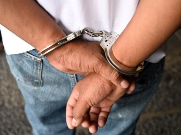 Parada di Flambeu a conta cu 1 detencion