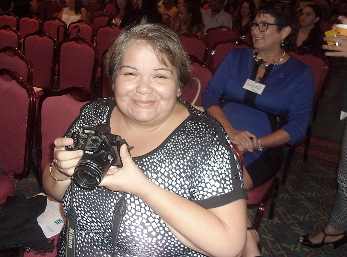 Fayecimento inespera di conocido fotografo Gina Burleson-Werleman