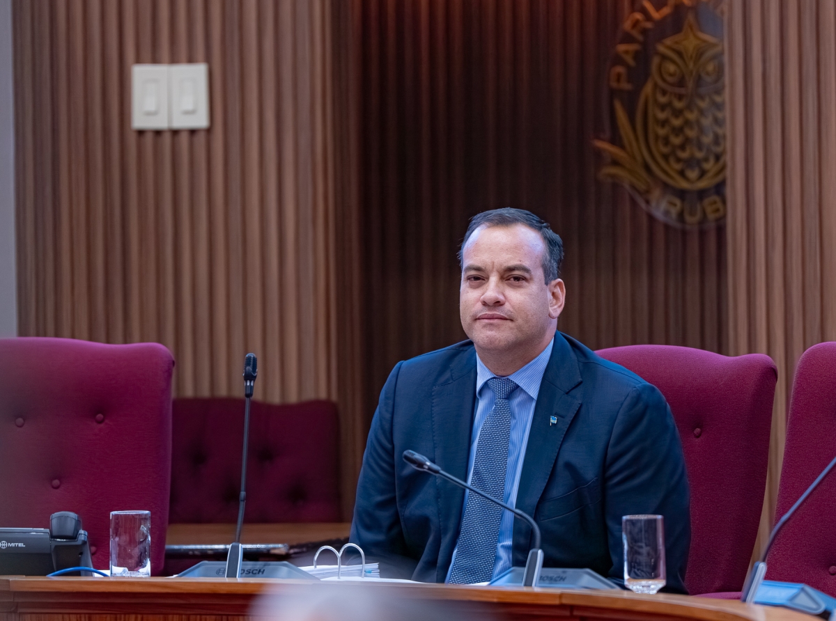 Introduccion di  beneficio fiscal pa stimula desaroyo economico di centro di Oranjestad y San Nicolas