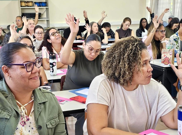 Exitoso conferencia ‘Docente Ekipa’ di Tienda di Educacion