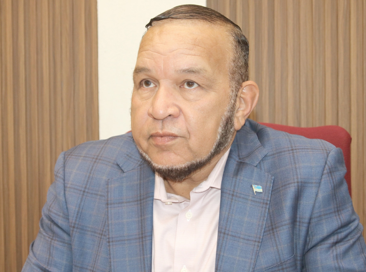 Reunion exitoso di Donald Trump y companianan petrolero kendenan lo bay inverti 100 biyon Dollar den Venezuela