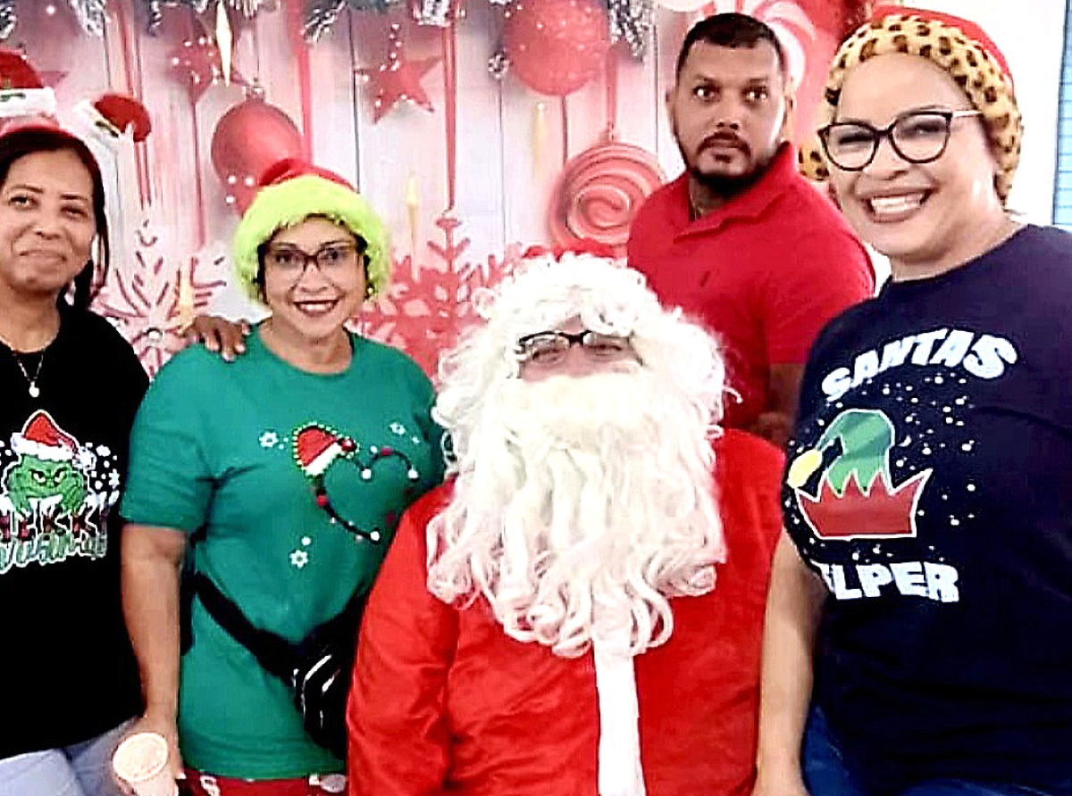 Esnan di Filomena College MAVO a bay anima Cas di Grandinan SABA