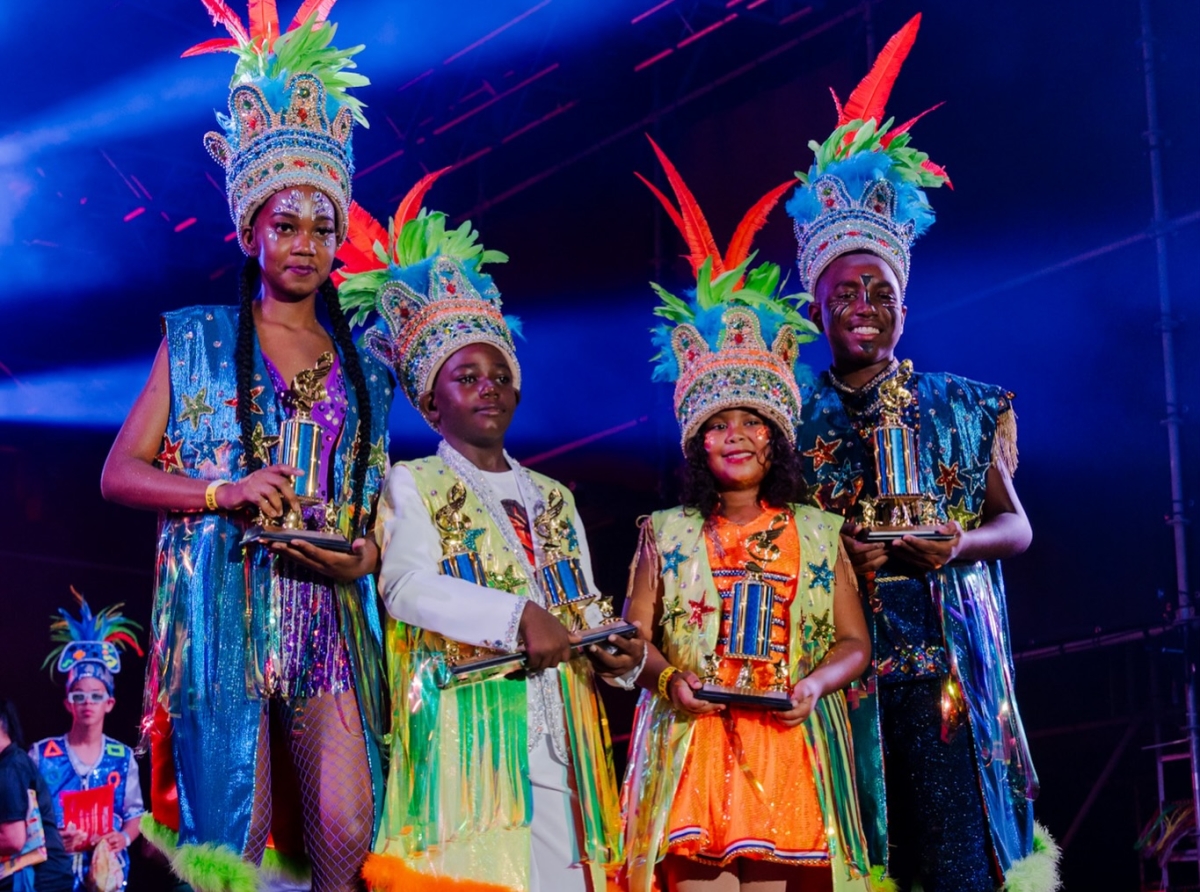 Ashandric Richardson corona como Calypso King