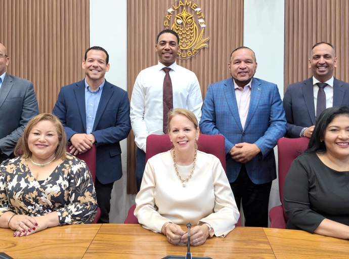 MEP ta haya cu Ministro Geoffrey Wever falta vision y curashi politico