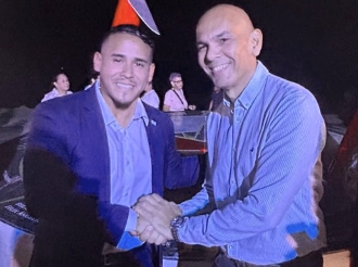 ‘Restauracion di Monumento di Piscado ta un legado cu ta traspasa barera politico’