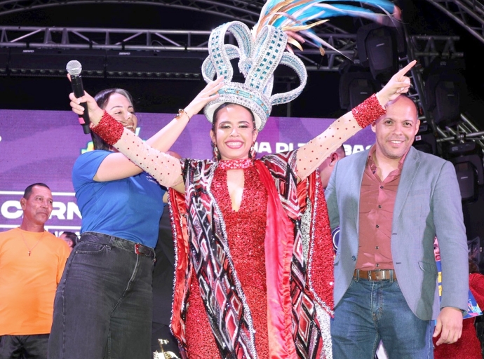 NV Elmar ta sigui sostene Festival di Tumba