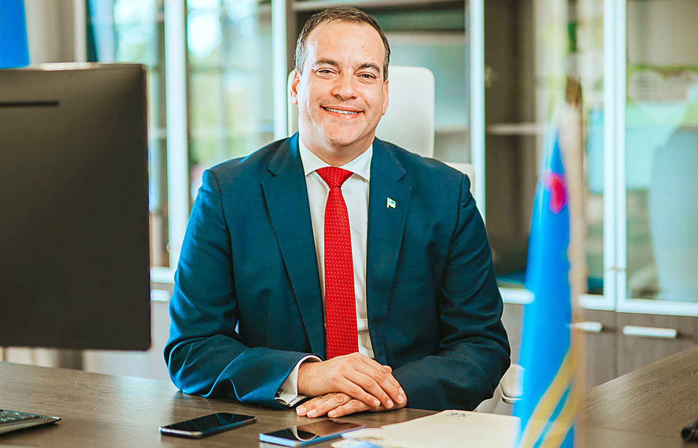 Lista positivo di actividadnan di servicio nobo ta fortifica posicion di zona liber y clima di inversion