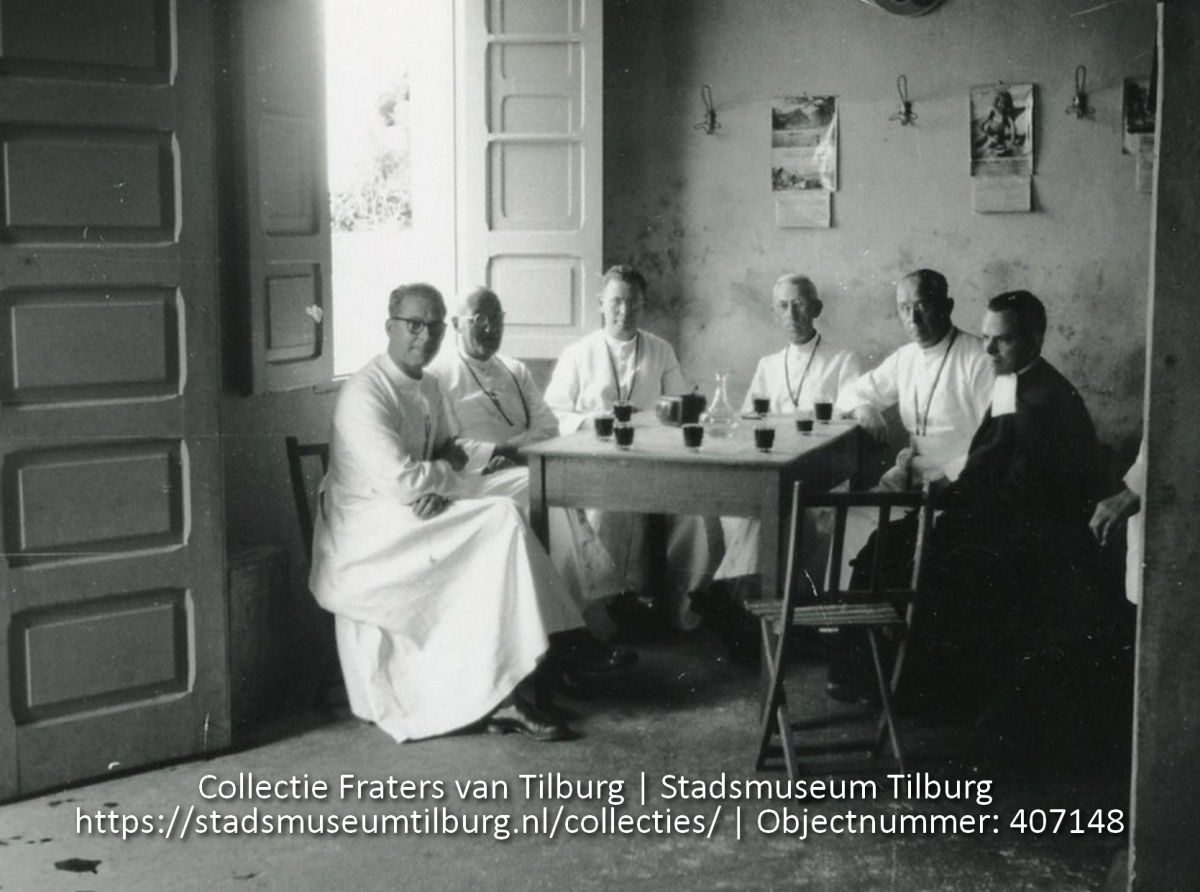 Buki conmemorativo lo contene historia di trabaonan grandi cu frèrenan a haci na Aruba