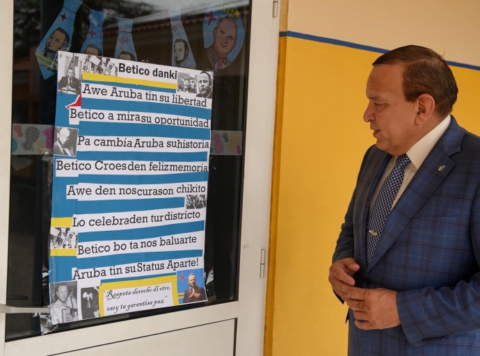 MEP lo conmemora Betico Croes kende ta arkitecto y realisador di Status Aparte