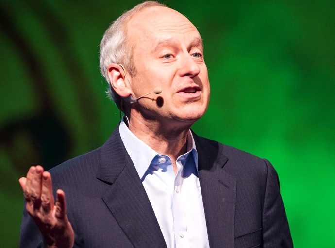 Orador principal ta filosofo mundialmente reconoci Michael Sandel di Harvard