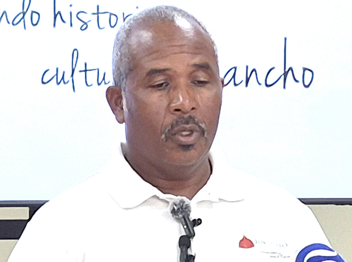 Dia 28 di Januari Clifford Rosa lo representa Fundacion Rancho na Hulanda