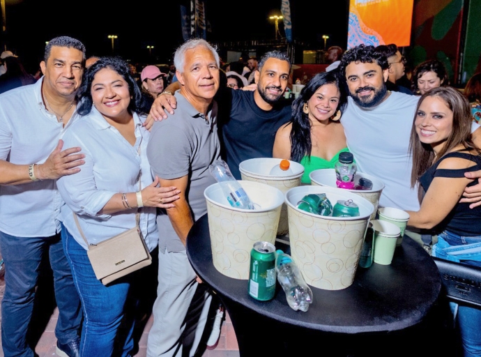 Night of the Hit Makers cu Kassav a trece hopi hende hunto