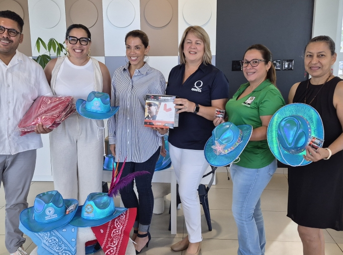 Scol Dun’un Man y Colegio San Antonio ta ricibi donacion di Quota International of Aruba y TOB Carnival Group