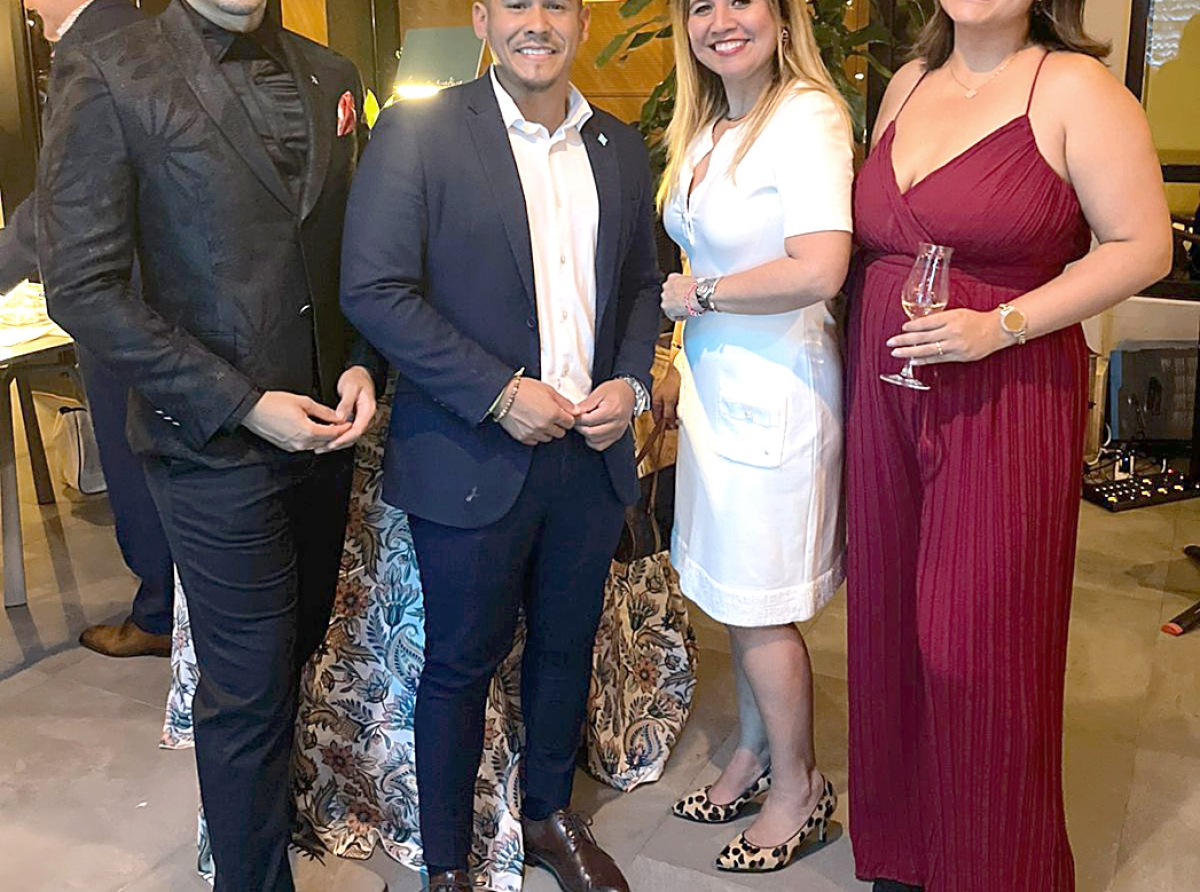 Parlamentario AVP Jennifer Arends-Reyes a felicita The St. Regis Aruba cu nan prome aniversario