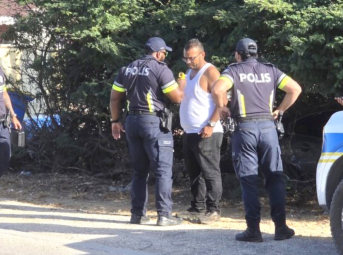 Tabata despues di 4’or di atardi y ya caba chauffeur tabata burachi