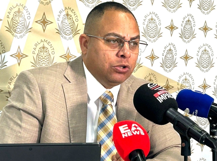 Aruba mester representacion na Hulanda y transparencia riba e asunto di Arubahuis