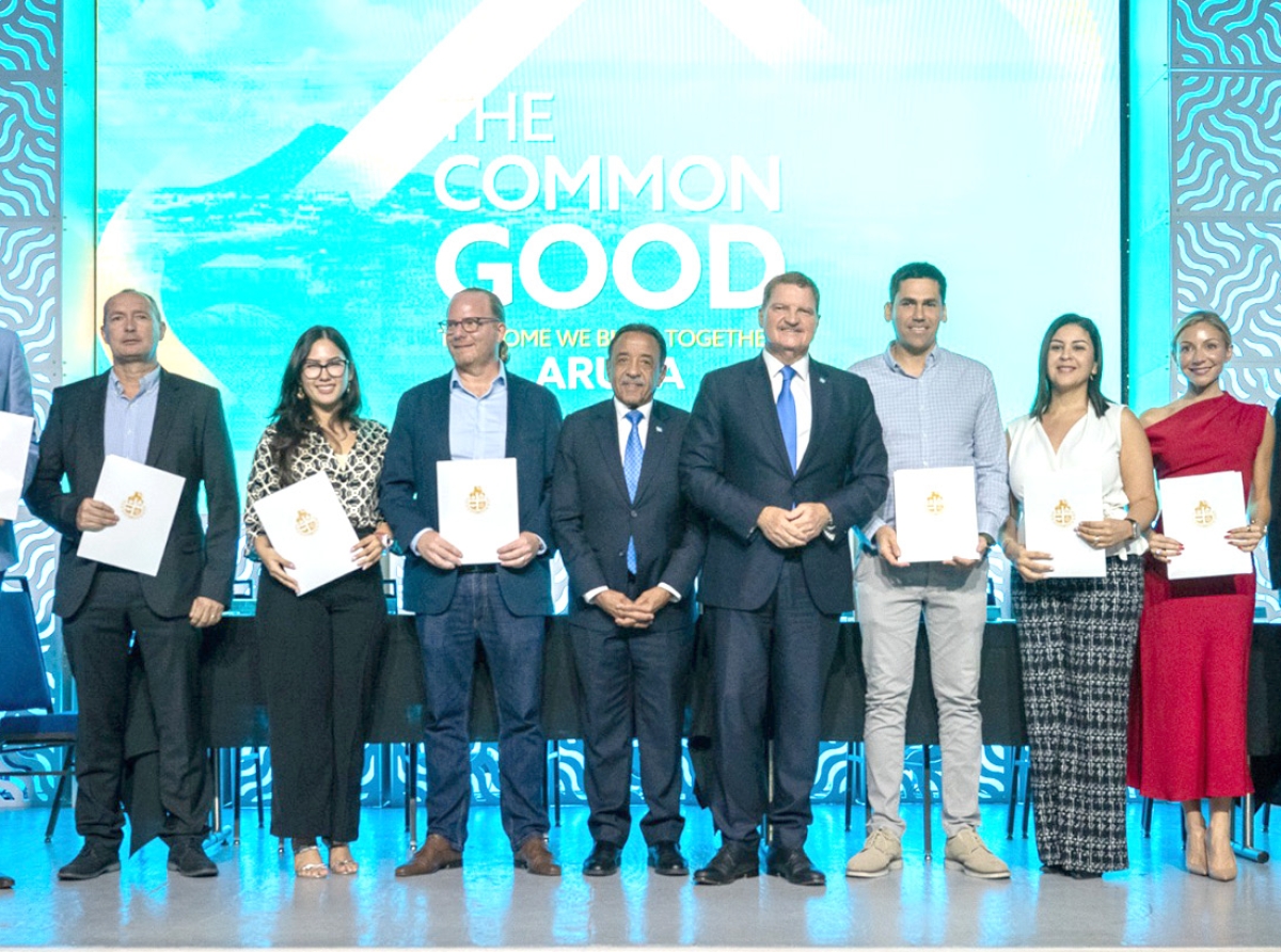 A firma MoU pa fortifica e Plan Nacional di Reforestacion