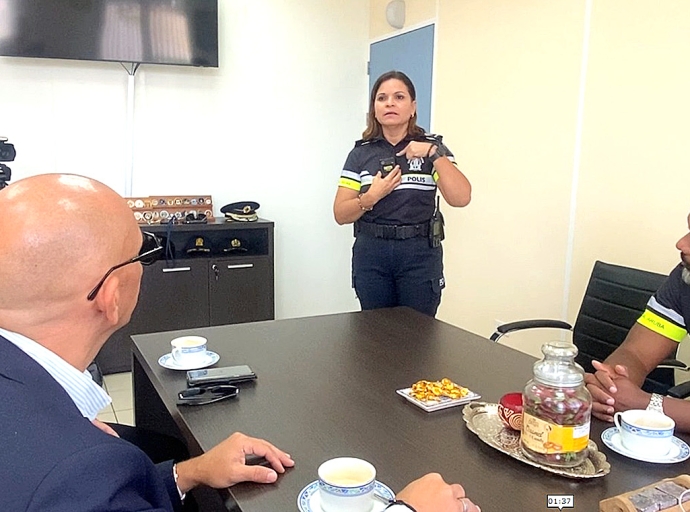 ‘Body-cam pa polis ta un promesa cu a keda riba papel’