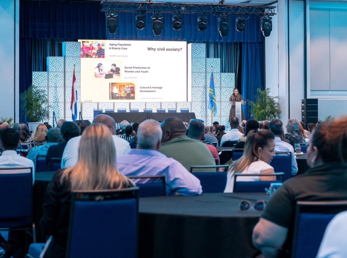 Investigado di Universidad di Aruba ta subraya e rol clave di ‘civil society’ pa logra cambionan duradero