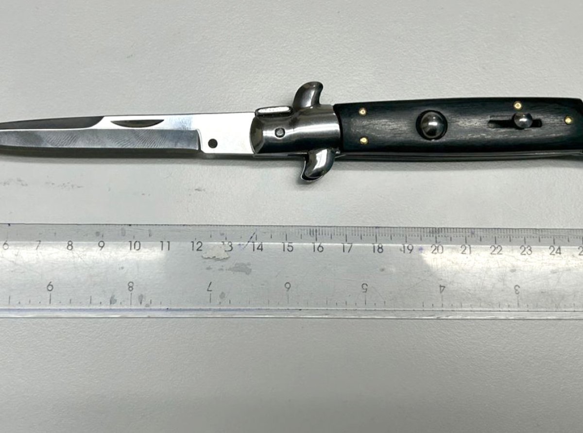 Polis a detene un solo persona durante Lighting Parade na Playa