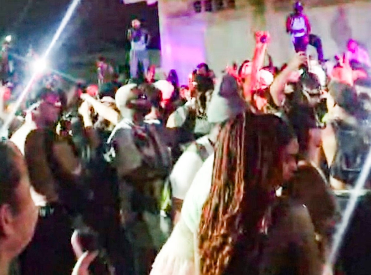 Polis a detene 20 hende durante e marduga y mainta di Jouvert Morning   