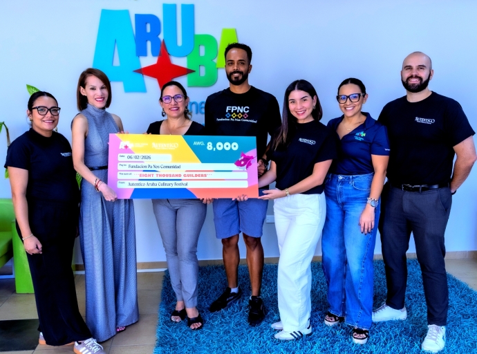 Aruba Tourism Authority cu donacion na Fundacion Pa Nos Comunidad