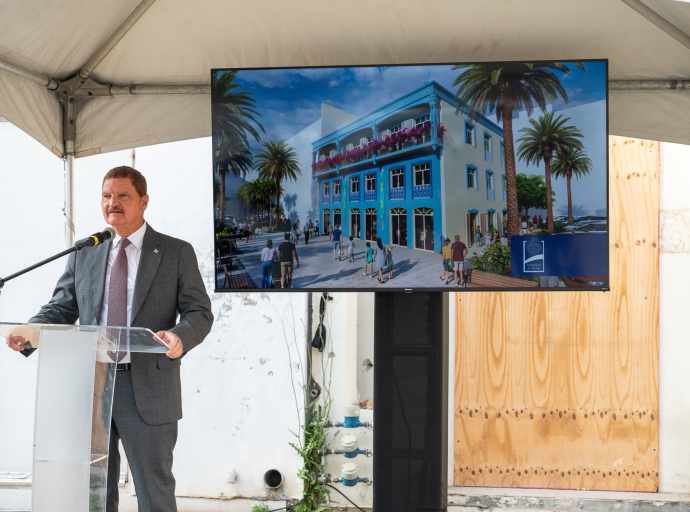 A marca inicio di construccion di studentenflat den Centro di Oranjestad