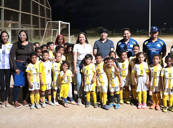 Veld di SV San Luis Deportivo ta ricibi su luznan LED