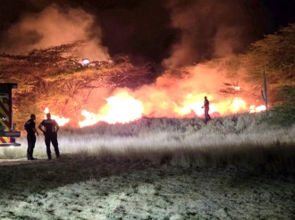 Accion pa combati candela grandi den Parke Curason na Jaburibari