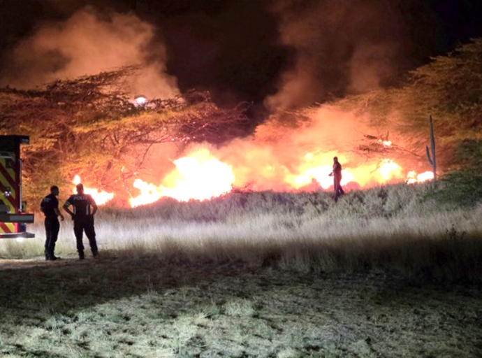 Accion pa combati candela grandi den Parke Curason na Jaburibari