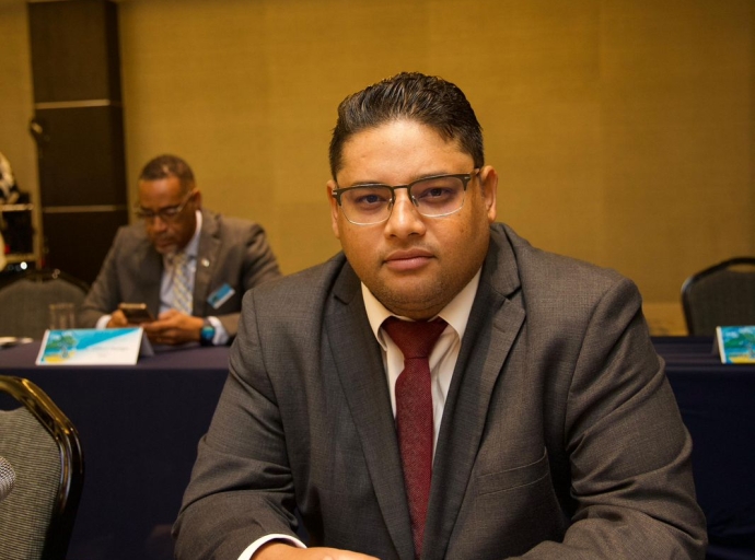 Tematica di vivienda ta un asunto urgente cu mester atencion inmediato