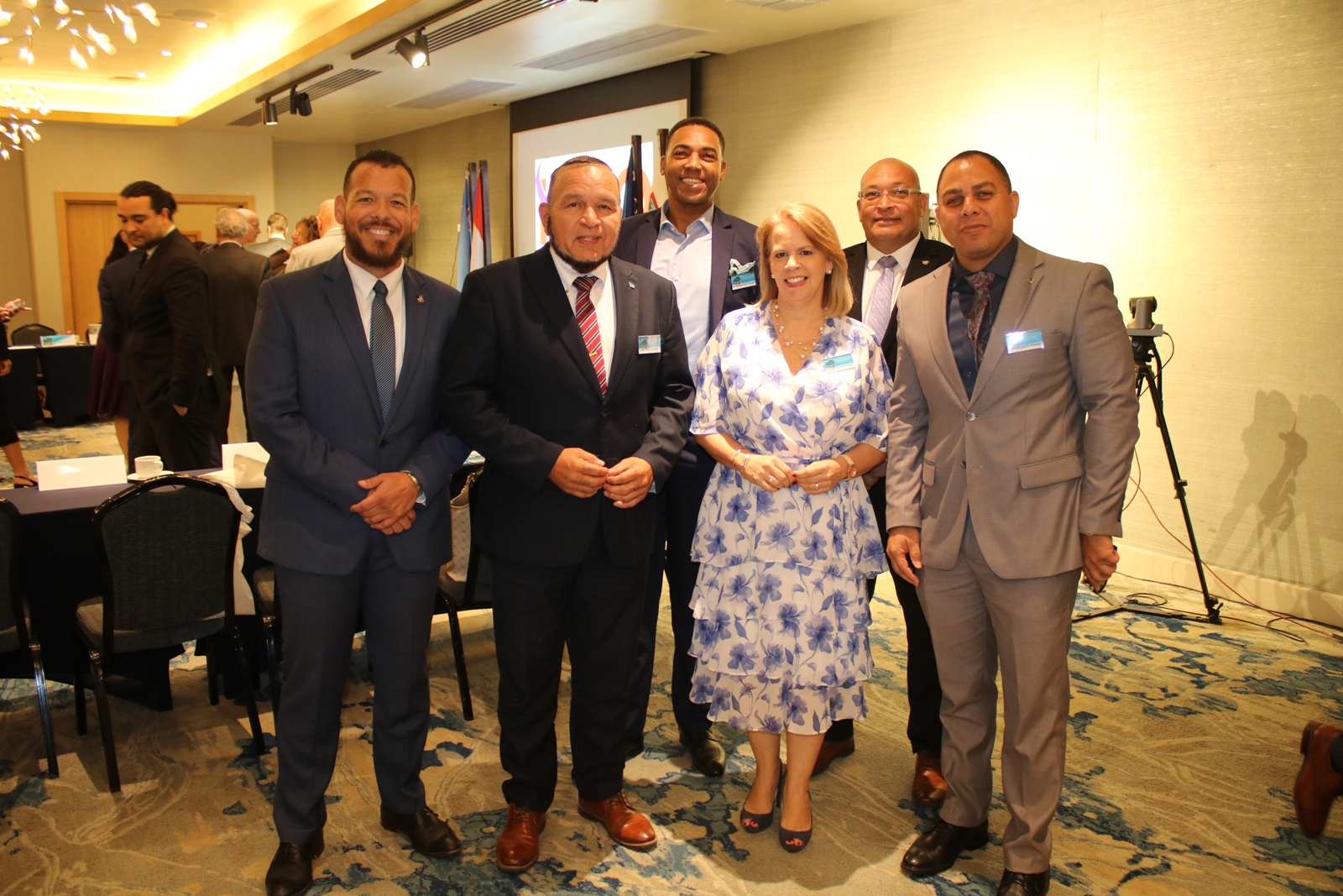 E posicion di Partido MEP contra Hofa a wordo bon gestempel y bon capta pa e Parlamentarionan Hulandes