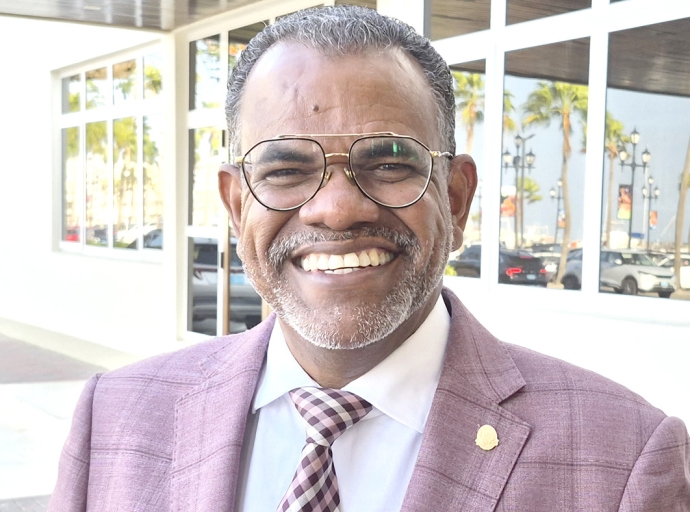 Despues di IPKO a sigui awo cu Tripartite entre Aruba, Curacao y Sint Maarten