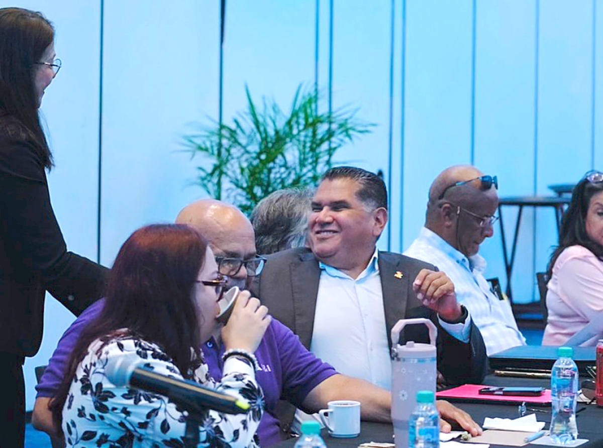 Sindicatonan ta haya cu e re-inicio di Dialogo Social ta importante pa Aruba