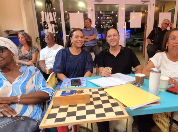 Fundacion Lanta Papiamento a tene charla cu Ramon Todd Dandaré