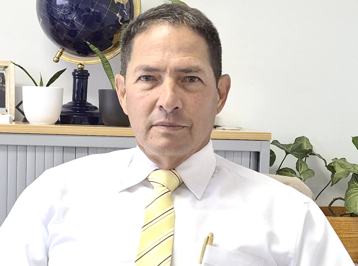 Douane ta controla importacion di auto, DTI ta controla uzo di auto riba caminda