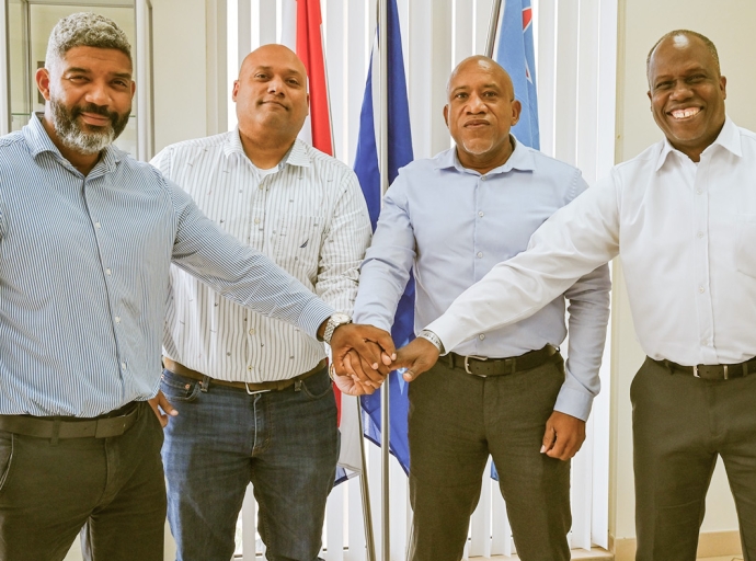 Campaña di Accion pa comunidad entrega arma di candela ilegal