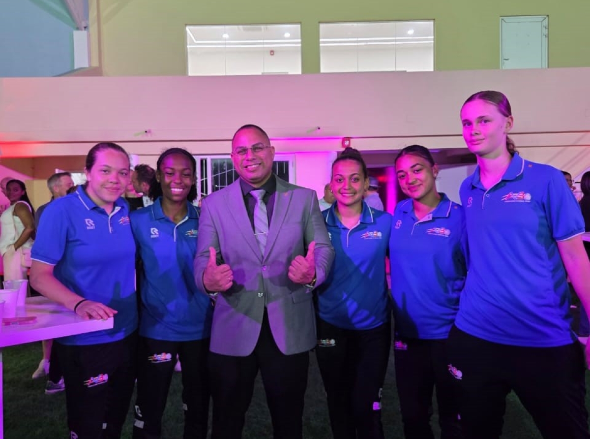 Futbol femenino na Aruba ta conoce un empuhe strategico cu e apoyo di FIFA