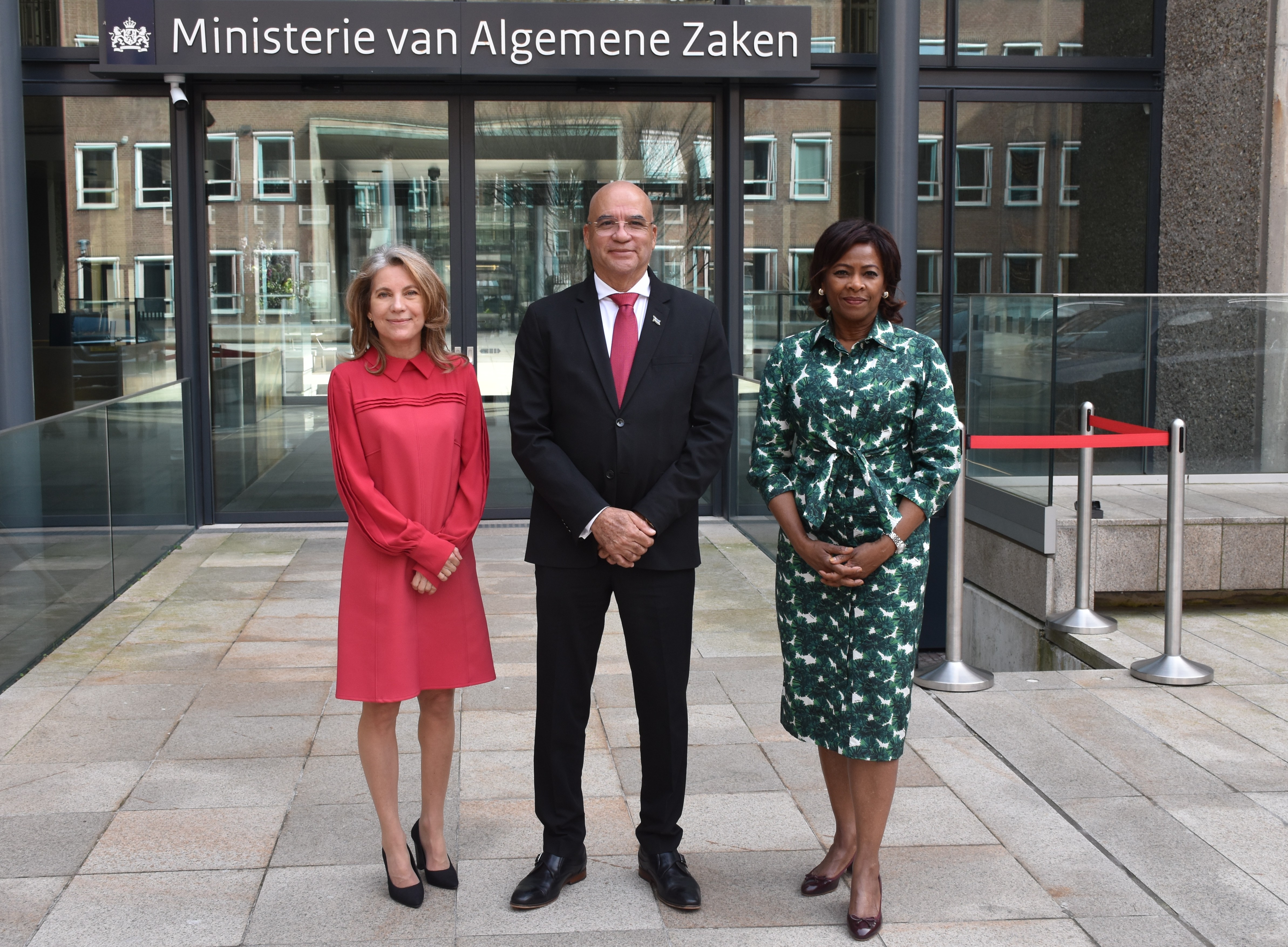 Prome dia di trabao di Minister Plenipotenciario Schwengle